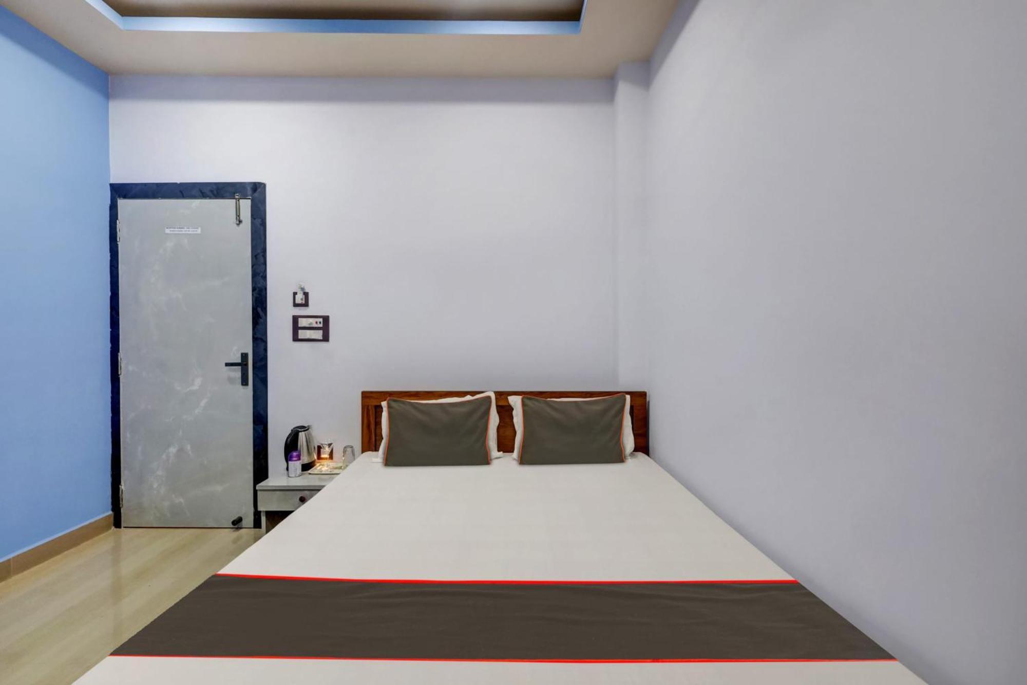 Collection O Ashirbad Lodge Guwahati Ngoại thất bức ảnh